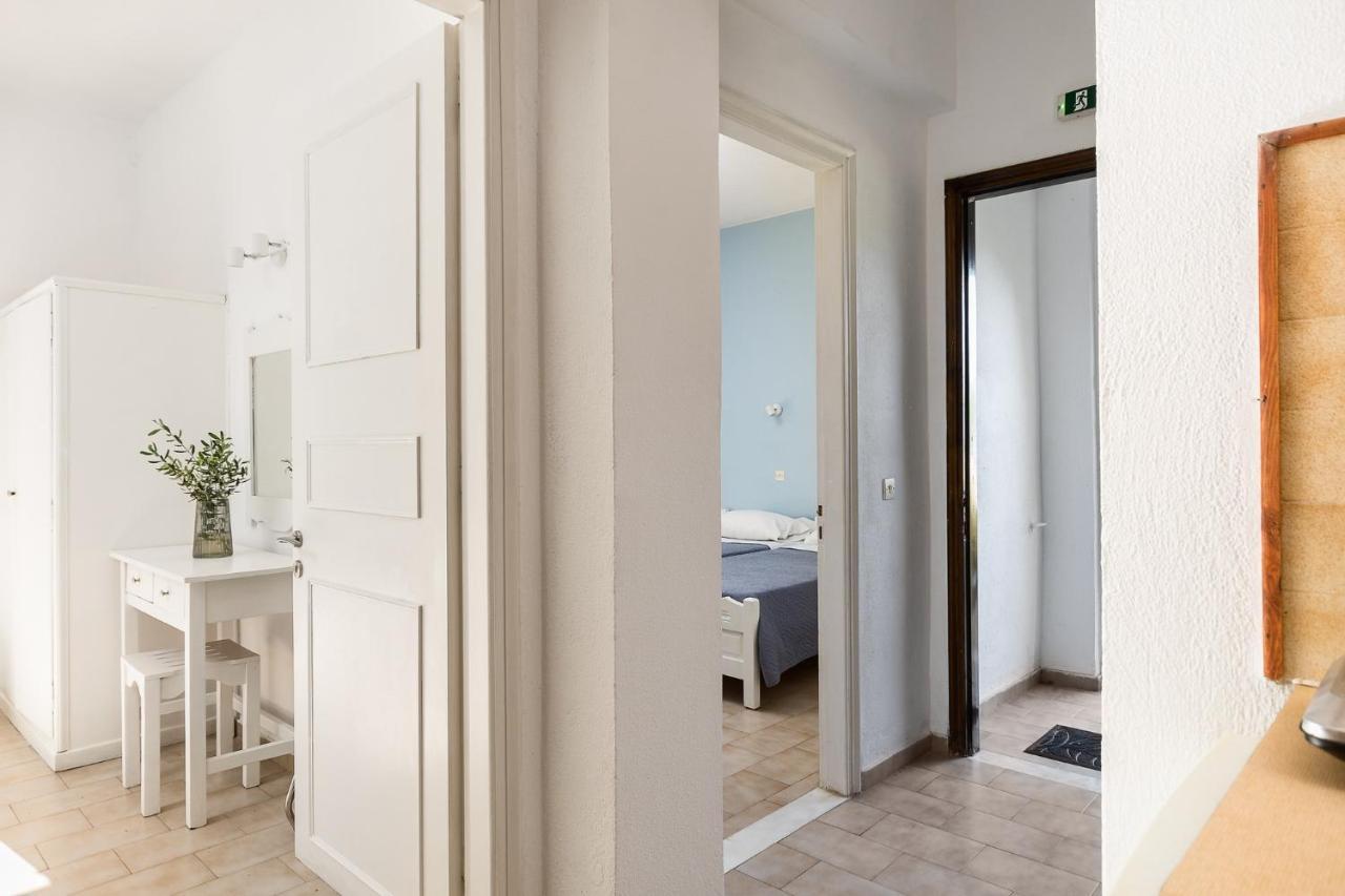 Apollon Apartments Kassiopi Exterior photo
